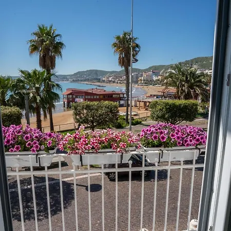 住宿加早餐酒店 Aquamar